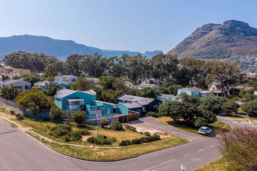 4 Bedroom Property for Sale in Northshore Western Cape